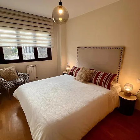 651a Siente Centrico Con Garaje Apartment